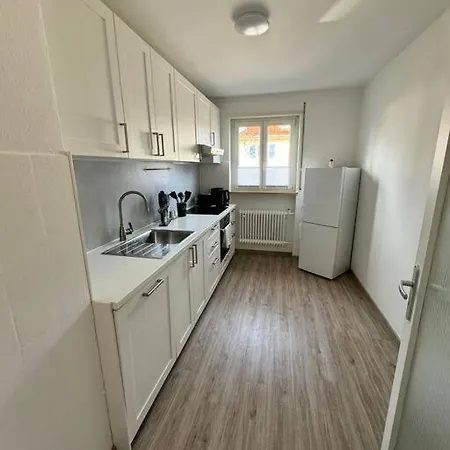 Feel Like Apartment *