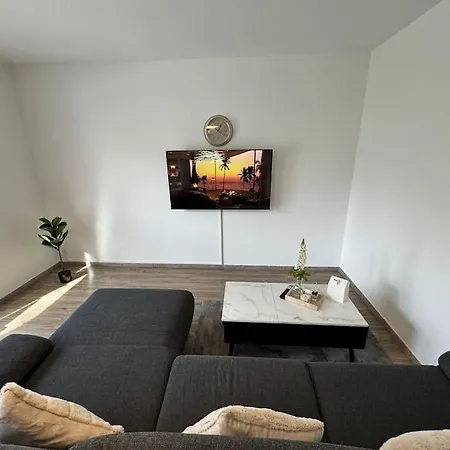 Apartment Feel Like